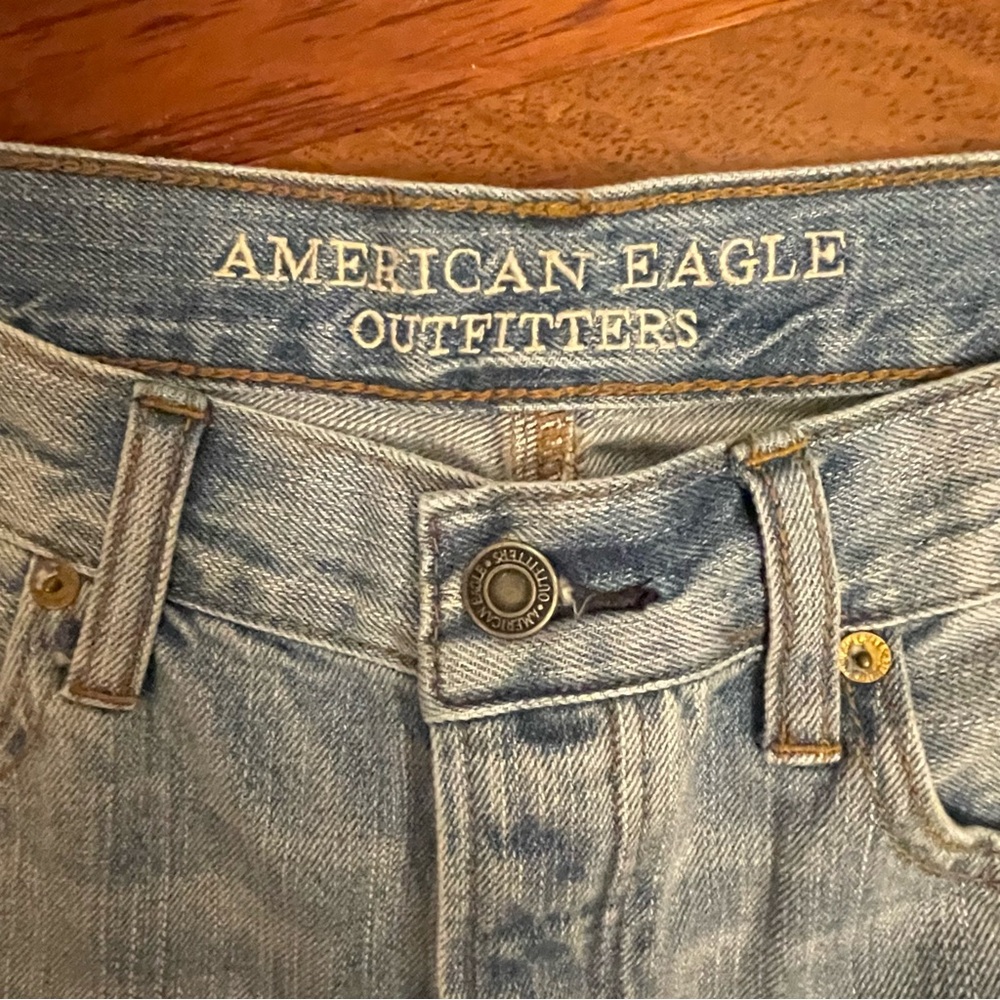 American Eagle Outfitters Two-Tone Ankle Jeans - Picture 3 of 9